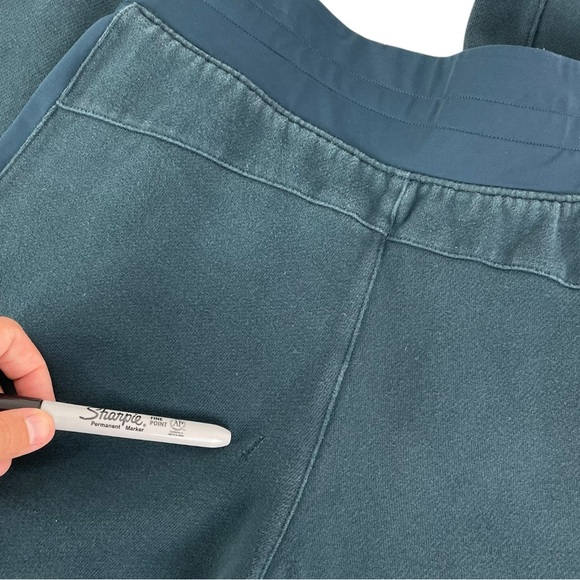 Lululemon Size 4 Get Going High-Rise Joggers Submarine Green FLAWED - Picture 3 of 12